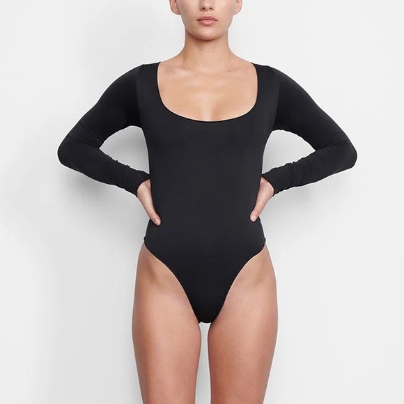 SKIMS Essential Long Sleeve Scoop Neck Bodysuit L/XL - Picture 1 of 12